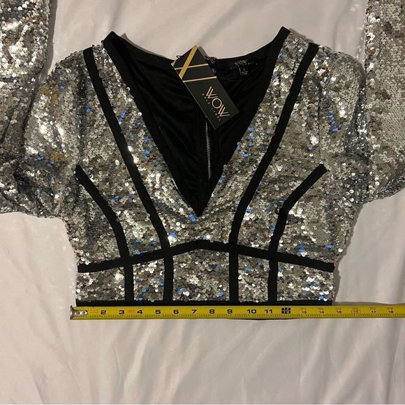 Silver Sequined 2 Piece Skirt Cropped Jacket - Picture 11 of 16